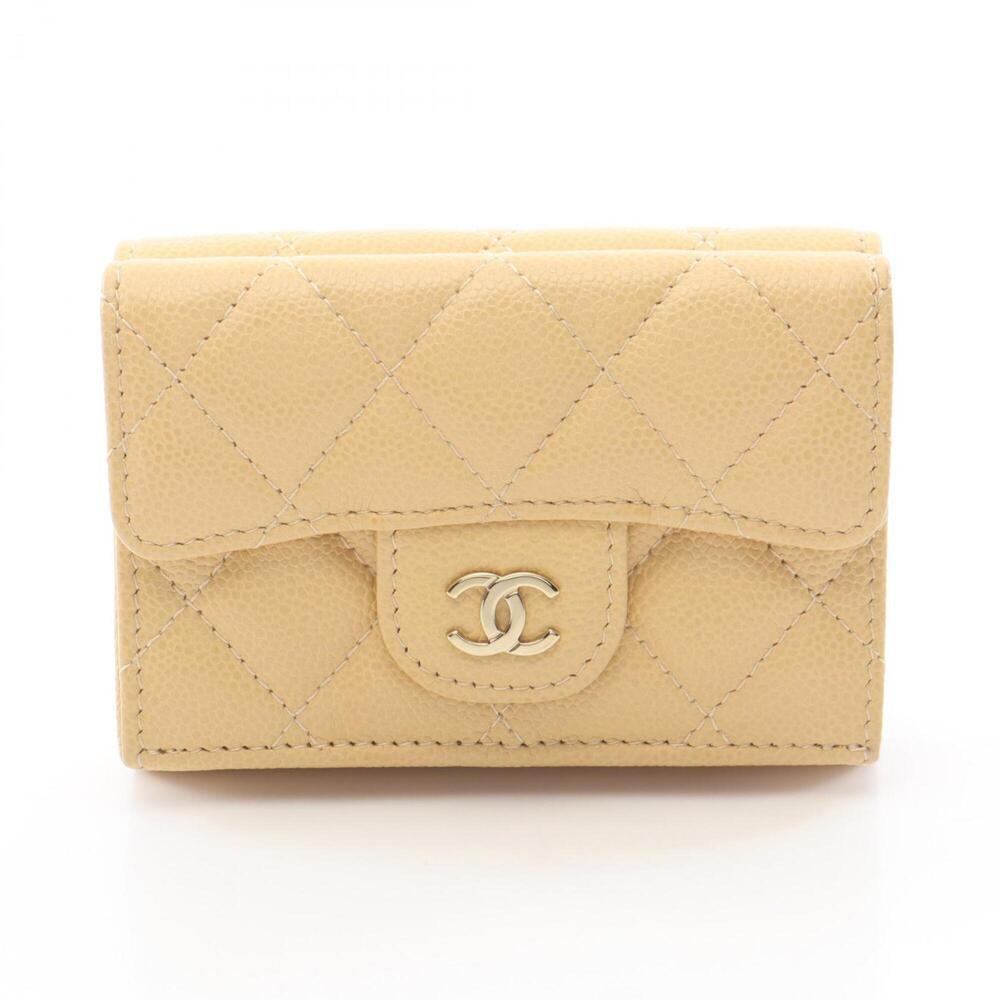 CHANEL Cream Caviar Leather Wallet